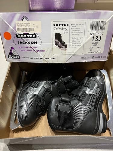 Jackson Ultima Figure Skates B Junior 13 (New)