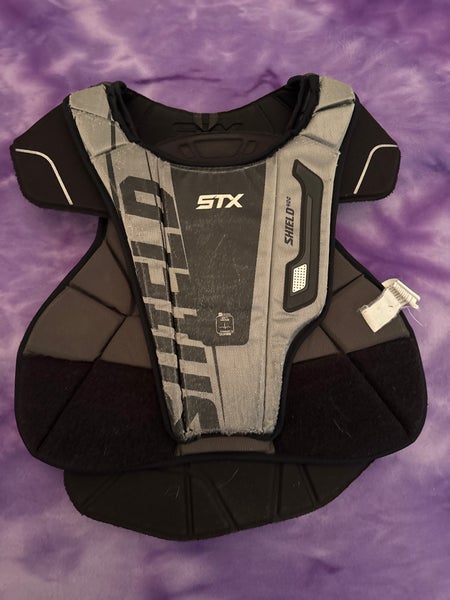 Medium Youth STX Shield 400 Shoulder Pads (Used)