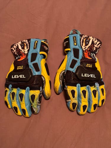 Used Level SQ CF Race Gloves Large
