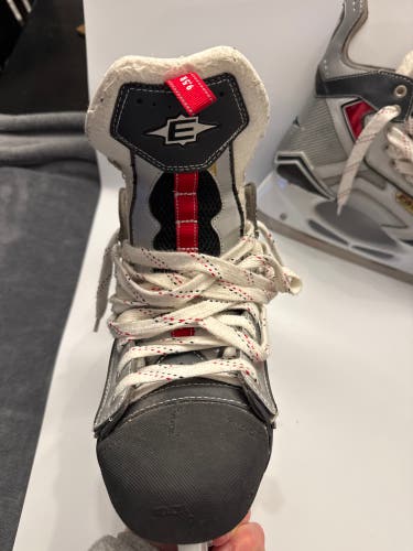 Easton Stealth S17 Hockey Skates Regular Width 9.5 (Used)
