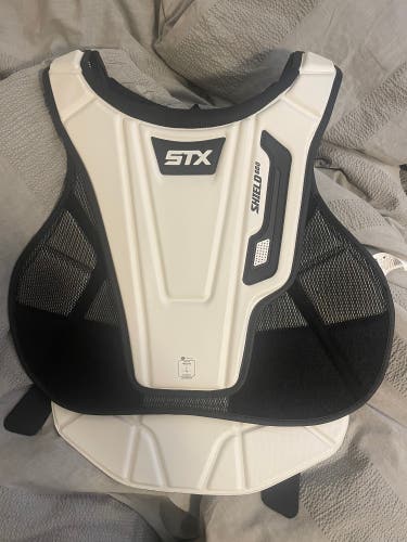 Medium STX Shield 600 Chest Protector (BARLEY Used)