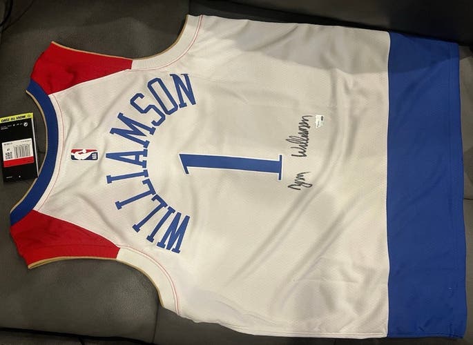 ZION WILLIAMSON Autographed N.O. Pelicans Nike City Edition Jersey FANATICS