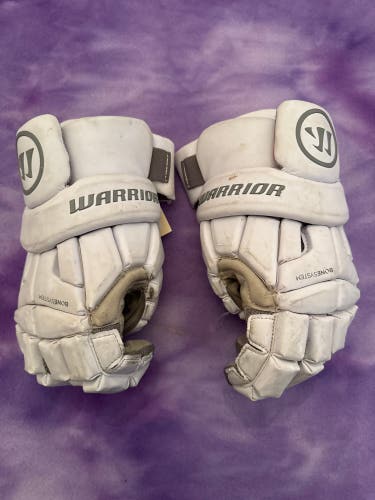 White Warrior Burn Lacrosse Gloves Medium (Used)