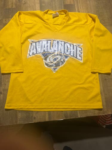 North Jersey Avalance Yellow XL Kids Unisex practice Jersey (Used)