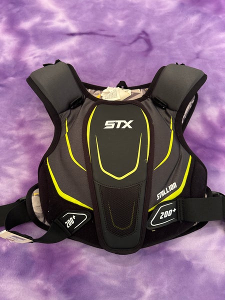 Large Youth STX Stallion 200+ Shoulder Pads (Used)