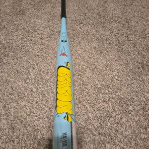 Slowpitch Victus Bat Composite 26oz 34" (New)