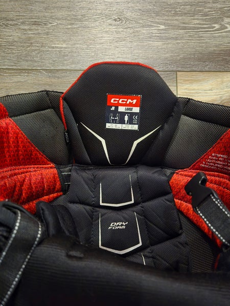 Men's Junior Large CCM JetSpeed FT4 Hockey Pants (Used)