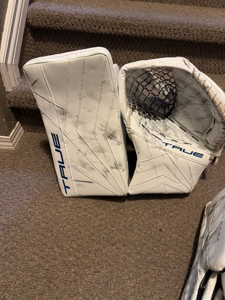 True Catalyst px3 blocker and glove set (580)