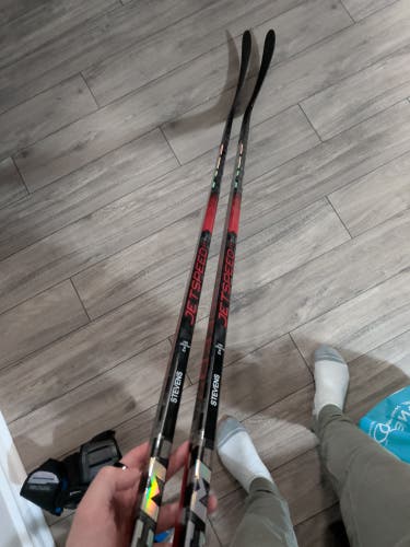 Senior CCM JetSpeed FT7 Pro Right Handed Hockey Stick P28 75 Flex Pro Stock (New)