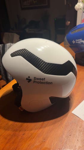 NEW Sweet Protection Carbon GS Helmet