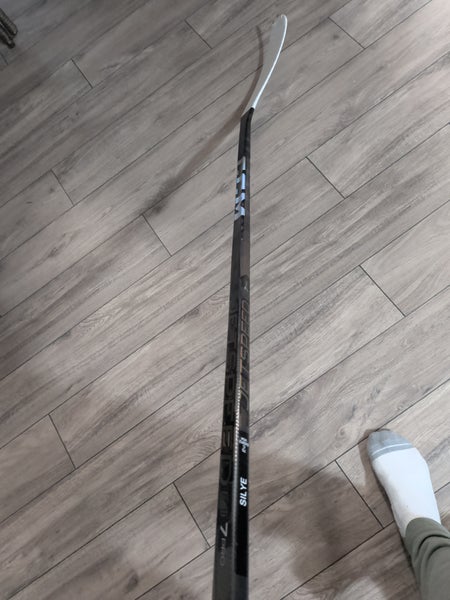 Senior CCM JetSpeed FT7 Pro Right Handed Hockey Stick P86 75 Flex Pro Stock (New)