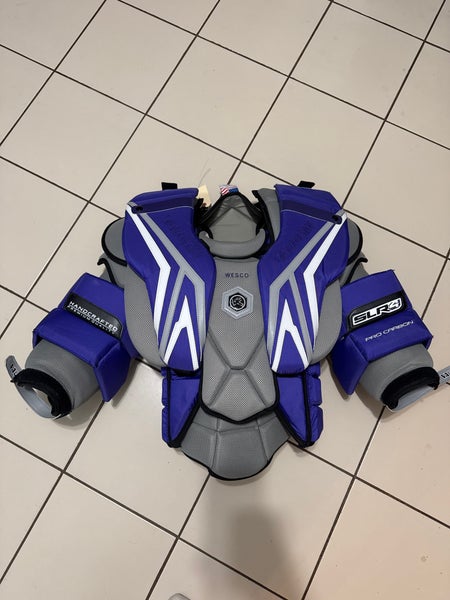 Senior Small Vaughn SLR4 Pro Carbon Goalie Chest Protector (Used)