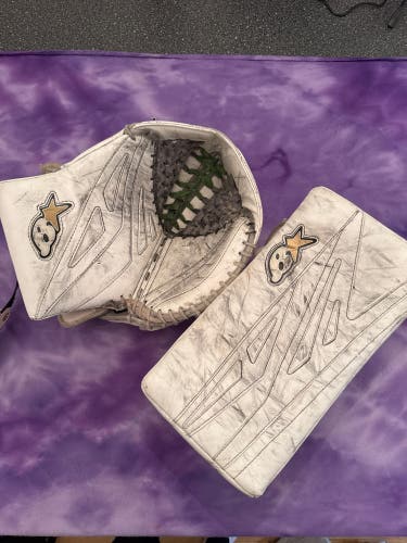 White Junior Brian's G-Netik 8.0 Goalie Gloves & Blockers Regular (Used)