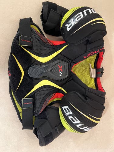 Large Junior Bauer Vapor X2.9 Shoulder Pads (Used)