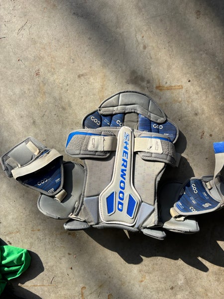 Preowned Sherwood  Code TMP  1 Hockey Player Shoulder Pads size Medium