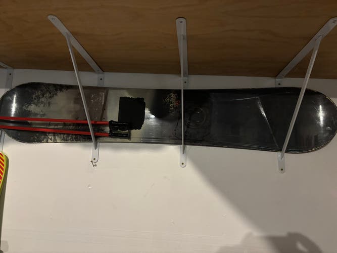 Unisex 5150 Snowboard All Mountain Soft Flex 140 cm (Used)