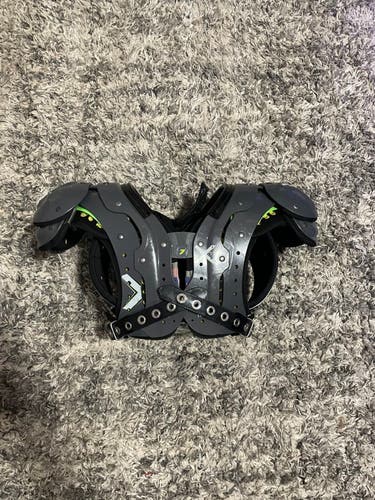 XS Adult Xtech Shoulder Pads (Used)