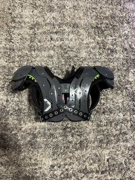 XS Adult Xtech Shoulder Pads (Used)