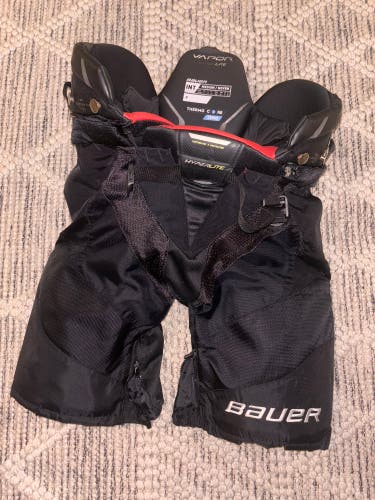 Men's Intermediate Medium Bauer Vapor Hyperlite Hockey Pants (Used)