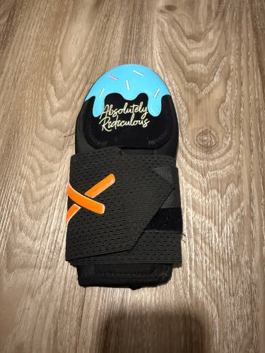 Aria Absolutely Ridiculous Youth Sliding Mitt