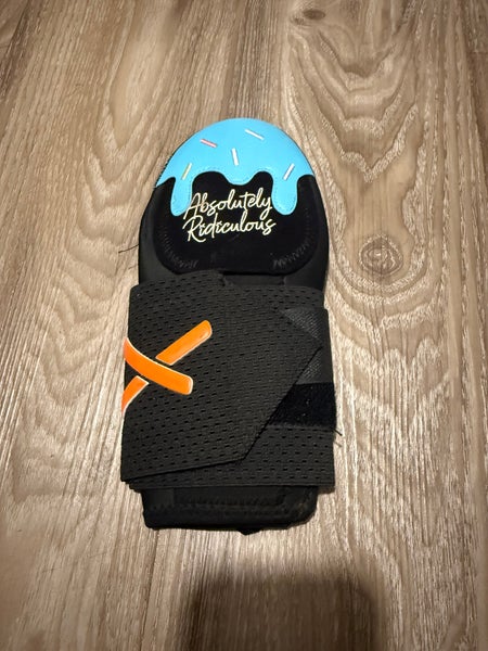 Aria Absolutely Ridiculous Youth Sliding Mitt