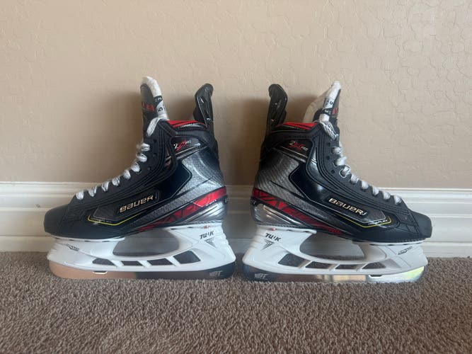 2019 Bauer Vapor 2X Pro Hockey Skates Size 5 (New)