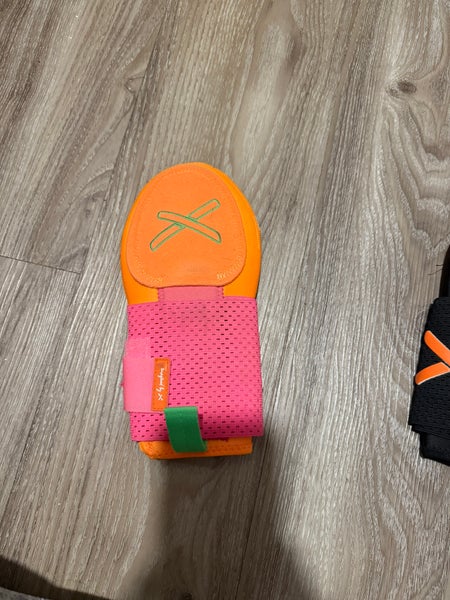 Absolutely Ridiculous Youth sliding mitt