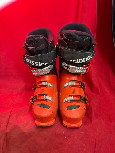 Ski Boots: Mondo 25 & 25.5 Unisex Rossignol Ski Boots (Used)