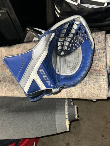 580 CCM Axis Pro Regular (Used)