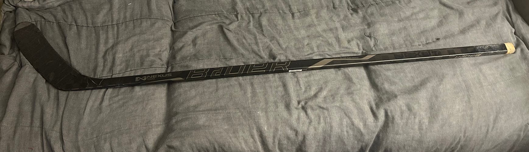 Senior Bauer Nexus 1000 Right Handed Hockey Stick PP28 76 Flex Pro Stock (Used)