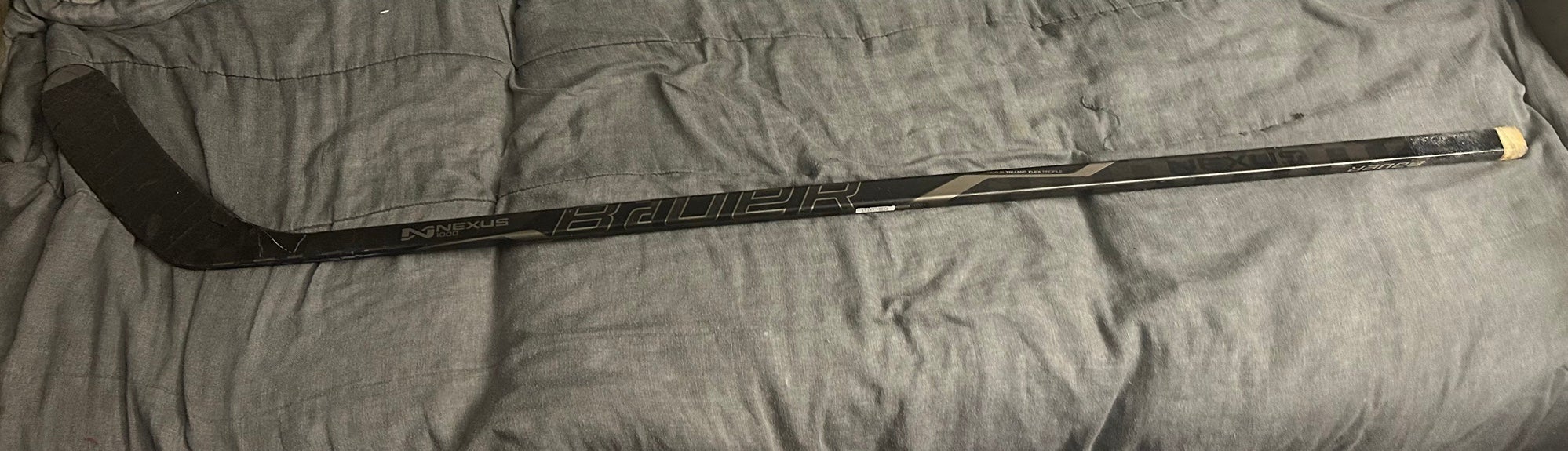 Senior Bauer Nexus 1000 Right Handed Hockey Stick PP28 76 Flex Pro Stock (Used)