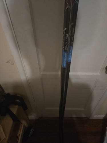 2x Flylite Left Handed P28 70 Flex (New)