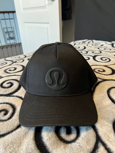 Black Adult Unisex One Size Fits All Lululemon Hat like new
