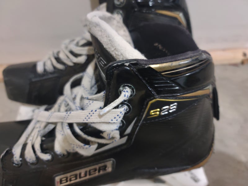 Bauer Supreme S29 Hockey Goalie Skates 8 (Used)