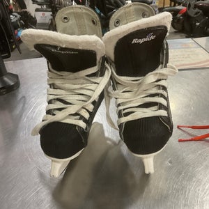 Used CCM RAPTIDE 101 Youth Hockey Skate Youth 08.0 11614-S000226498