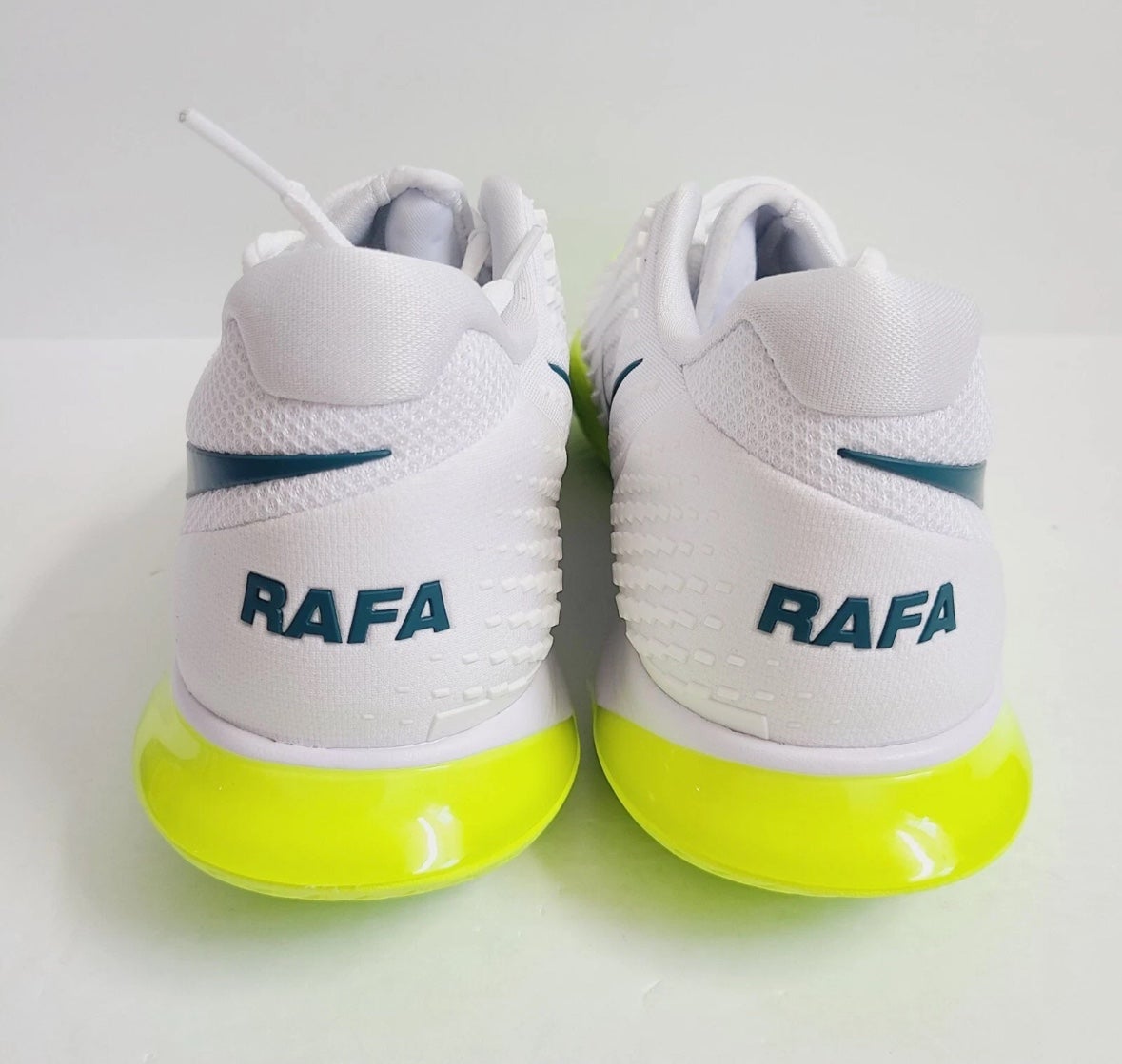Nike NikeCourt Zoom Vapor Cage 4 Rafa Men display picture 2
