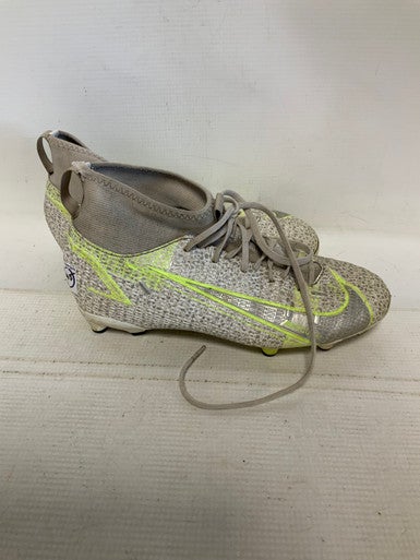 Used Nike Soccer Cleats Yellow Junior 04.5 11823-S000036233