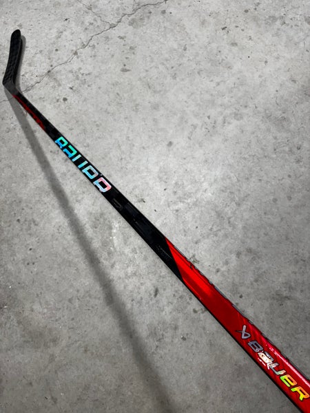 82 Flex P88 Senior Bauer Nexus Sync Right Hand Hockey Stick Pro Stock NHL (Used)