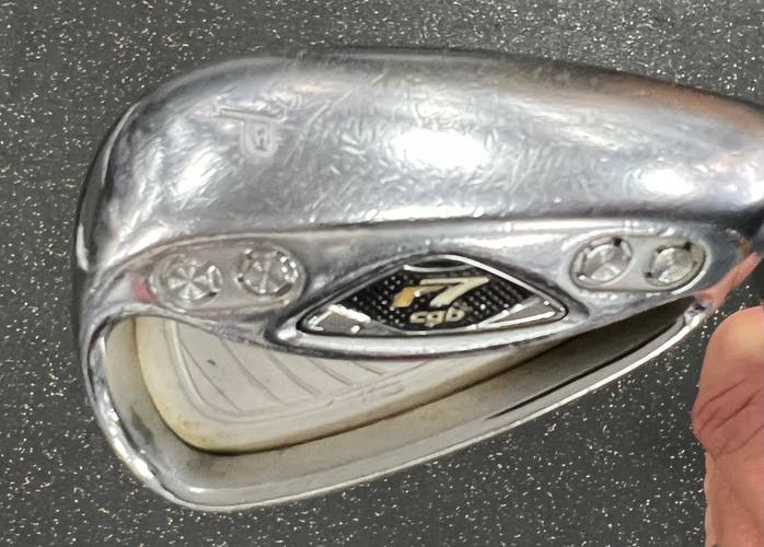 Used Taylormade R7 Golf Wedge Mens RH Pitching Wedge 11497-S000154154