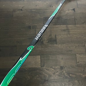 Custom Green Senior Bauer Vapor FlyLite Right Handed Hockey Stick P28 65 Flex (New)