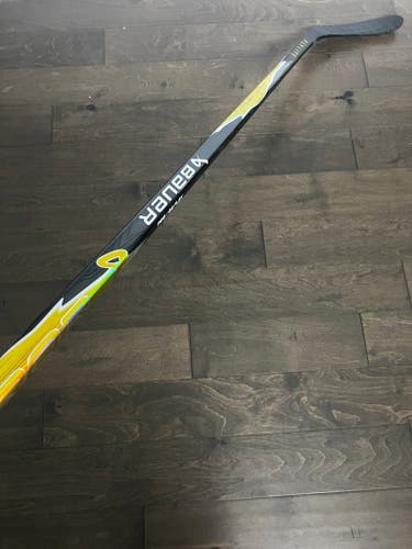 Custom Yellow Senior Bauer Vapor FlyLite Right Handed Hockey Stick P28 70 Flex (New)