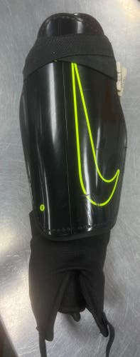 Used Nike Soccer Shin Guards Adult Black LG 11497-S000154165