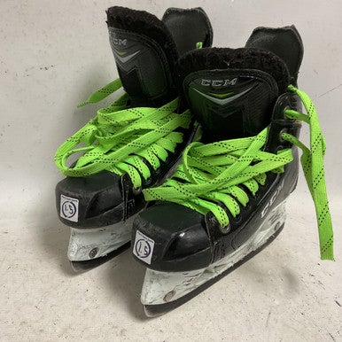 Used CCM RIBCOR TITANIUM Junior Hockey Skate Junior 01.5 11855-S000195546