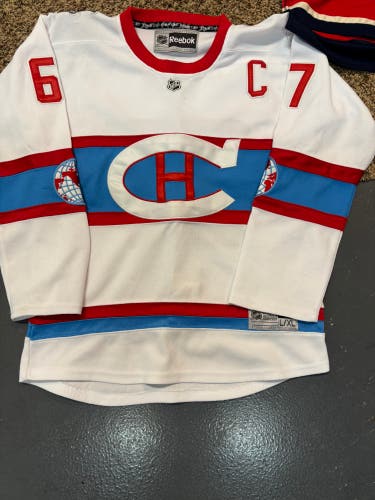 Montreal Canadiens Winter Classic Large/Extra Large Kids Unisex Reebok Jersey (Used)