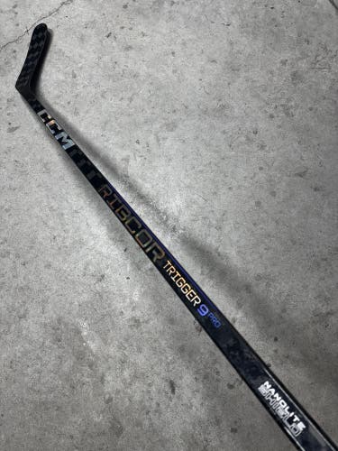 85 Flex P88 Senior CCM RibCor Trigger 9 Pro Right Hand Hockey Stick Pro Stock NHL (Used)