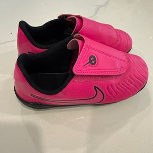 Pink Unisex 11K (Little Kids) Nike Molded Cleats Cleats (Used)