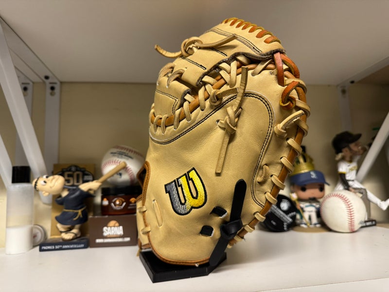 Wilson A2000 CM33 33” RHT