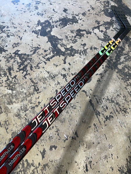 2 Sticks CCM JetSpeed FT5 Pro Stock Hockey Stick Grip 95 Flex P02 Left 8251