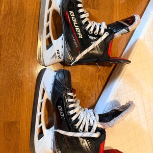 2023 Bauer Vapor X4 Hockey Skates 7 (Used)