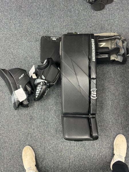 34"+1.5  Warrior Ritual G7 Regular Goalie Full Set (New)